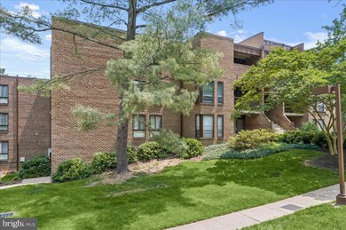 11248 Chestnut Grove Square unit 249, Reston, VA 20190 - photo 2