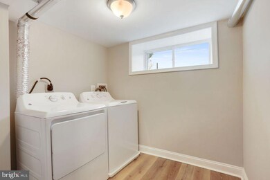 5 N Monastery Ave, Baltimore, MD 21229 - photo 4