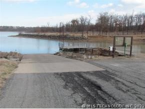 Less than 5 miles to Boat Ramp