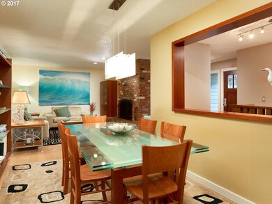Living Room/Dining Room