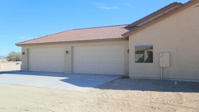 EXTENDED DEPTH 4 CAR GARAGE