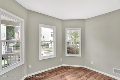 07-Living Room
