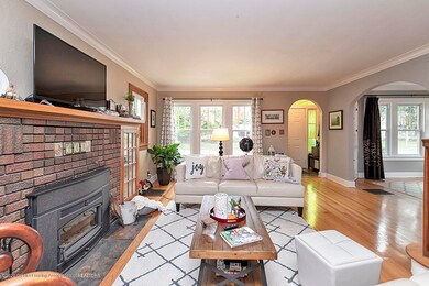 600 Bartlett St, Lansing, MI 48915 - photo 6