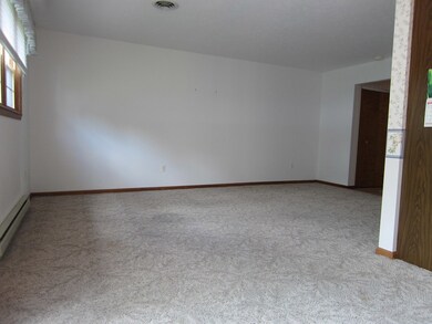 654 Katherine Ave, Ashland, OH 44805 - photo 7