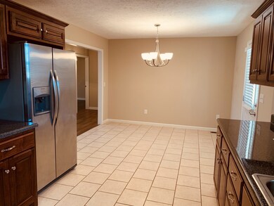 702 Woodrow St, Manchester, TN 37355 - photo 6