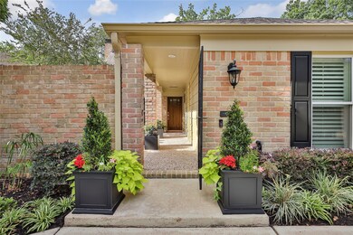 10219 Briar Rose Dr, Houston, TX 77042 - photo 2