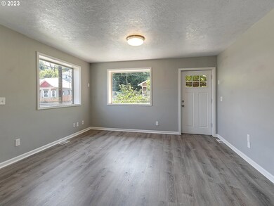 201 SW Hailey Ave, Pendleton, OR 97801 - photo 6