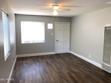 2238 N 28th Place, Phoenix, AZ 85008 - photo 5