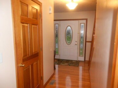 1285 Eastwood Dr, Circleville, OH 43113 - photo 3