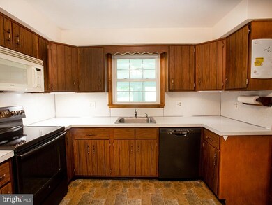 2007 George Rd, Palm, PA 18070 - photo 5