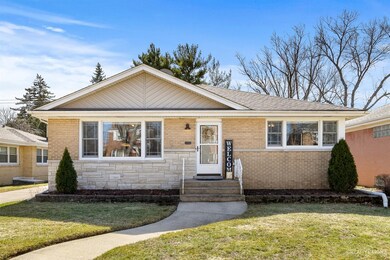 10045 Drury Ln, Westchester, IL 60154 - photo 2