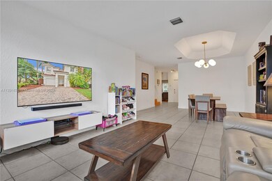 6800 NW 109th Ct, Doral, FL 33178 - photo 7