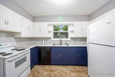 617 W Main St, Lowell, MI 49331 - photo 7