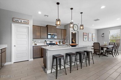 02-Kitchen