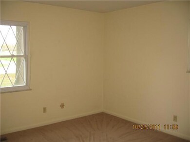1510 N Dequincy St, Indianapolis, IN 46201 - photo 2