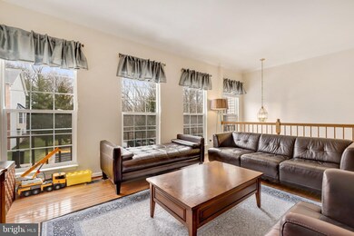 6714 Ordsall St, Alexandria, VA 22315 - photo 5