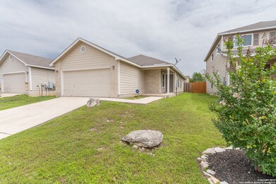 25030 Longbranch Run, San Antonio, TX 78261 - photo 3