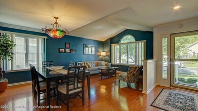 living room/dining room