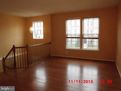 816 Lowe Rd, Middle River, MD 21220 - photo 4