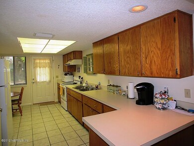 Unit 437 Kitchen