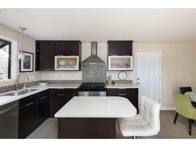 1304 Sherri Ct, West Linn, OR 97068 - photo 6