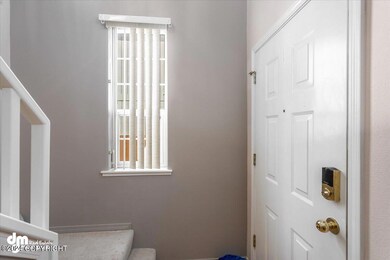 04-Front Entry_IMG_8870