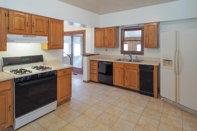 16524 Moorepark-107