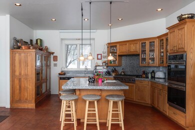 430 Thistle Lane