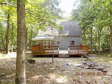 210 Arbutus Ln, Milford, PA 18337 - photo 2