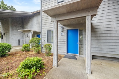 Searidge Condominiums L3, Depoe Bay OR-0