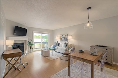 4976 W 60th Terrace, Mission, KS 66205 - photo 5