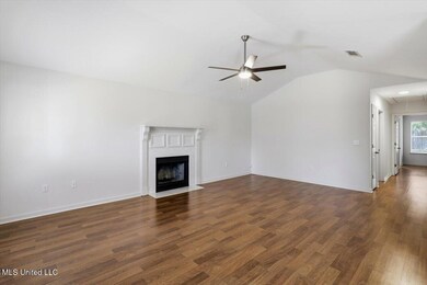 05-414 Pelican Way _ Home Tours MS