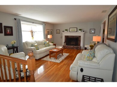 41 Ackerman St, Salem, NH 03079 - photo 2
