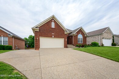 11711 Taylor Rae Dr, Louisville, KY 40229 - photo 4