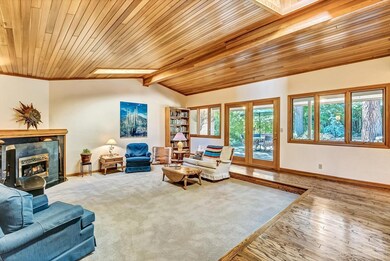 20227 Rae Rd, Bend, OR 97702 - photo 2