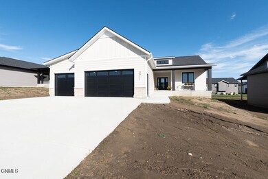 3911 Nickel St MLS-2
