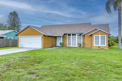 2402 SW Monterrey Ln, Port Saint Lucie, FL 34953 - photo 4
