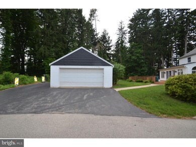 6190 W Mill Rd, Flourtown, PA 19031 - photo 5