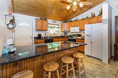 19279 Reservoir Rd, Saegertown, PA 16433 - photo 3