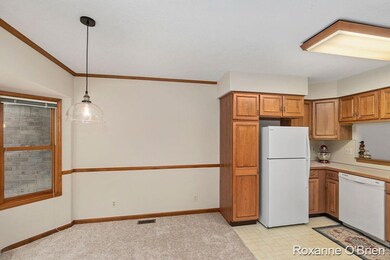 Kitchen.Dining Room