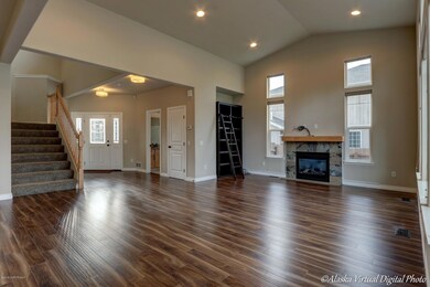 Huge Living Space & Tall Ceilings