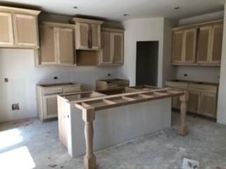 529 Adams Ct, Weatherford, TX 76085 - photo 6