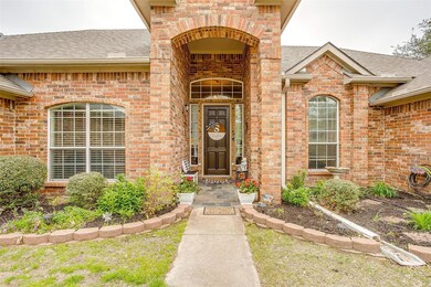 317 Miramar Cir, Weatherford, TX 76085 - photo 2