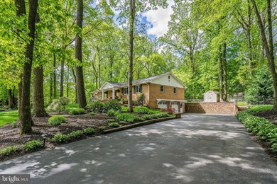 12411 Ramrod Ct, Fairfax, VA 22030 - photo 2