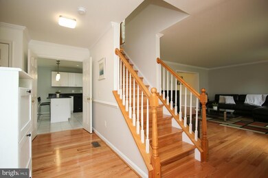 11215 Minstrel Tune Dr, Germantown, MD 20876 - photo 3