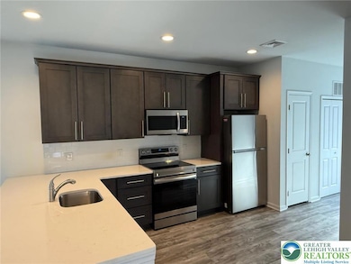 1332 Genoa St unit 2, Bethlehem, PA 18018 - photo 3