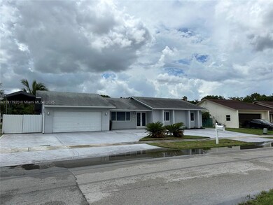 7010 SW 144th Place, Miami, FL 33183 - photo 6