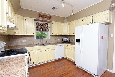 305 Johnson St, Houma, LA 70360 - photo 7