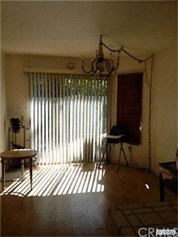eating area/nook