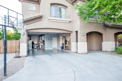 Tandem garage